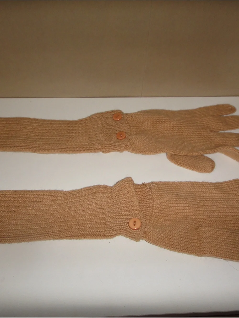 Women's Camel Knit Button-Detail Convertible Mittens